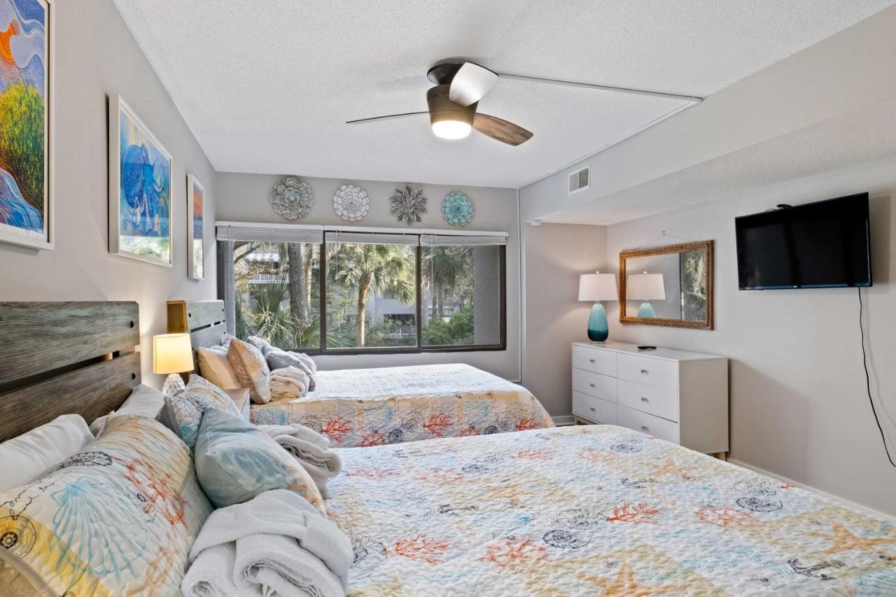 Coastal Oasis With Pool - Walk To Coligny Beach Park ヒルトンヘッドアイランド エクステリア 写真