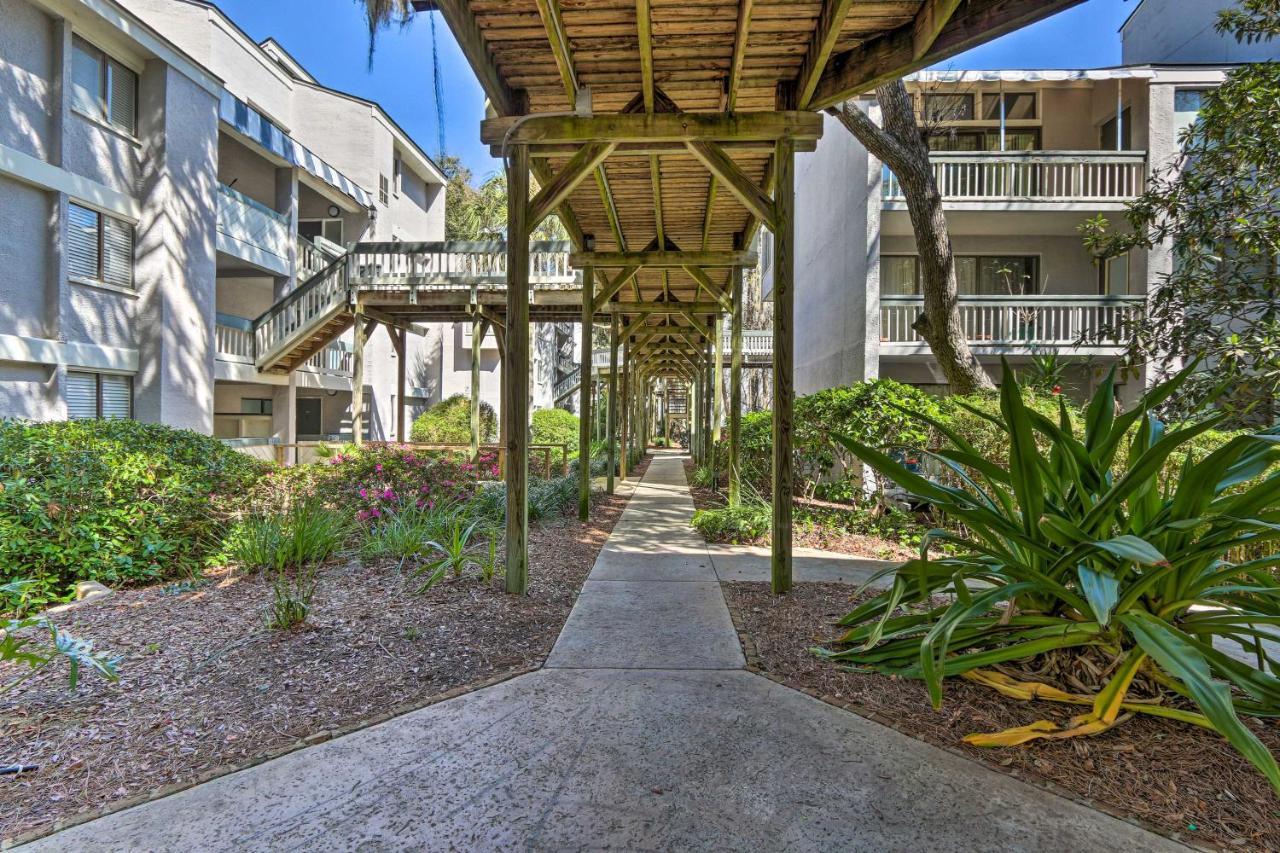 Coastal Oasis With Pool - Walk To Coligny Beach Park ヒルトンヘッドアイランド エクステリア 写真